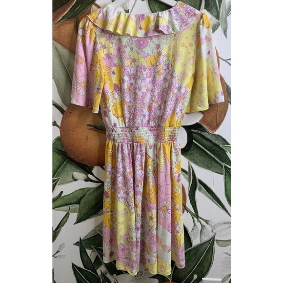 Modcloth Medium Floral Surplice Short Sleeve Dress - Picture 3 of 7